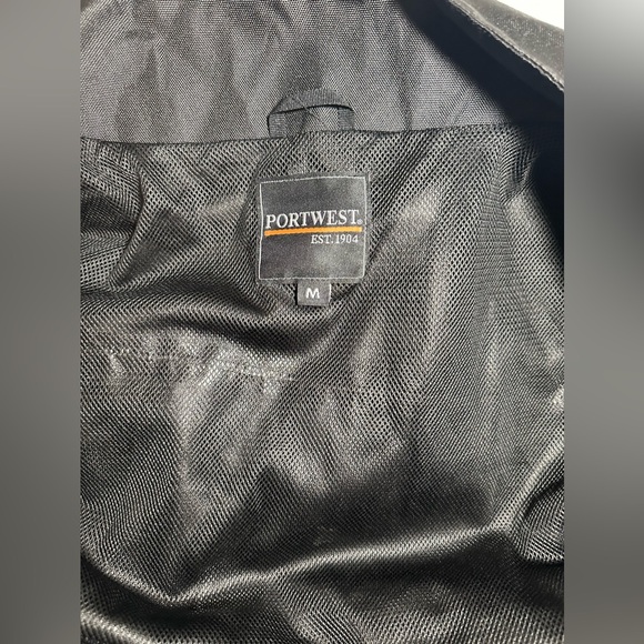 Portwest S555 Outcoach Waterproof PU Jacket with Stormflap and Packaway Hood Med - Picture 5 of 16